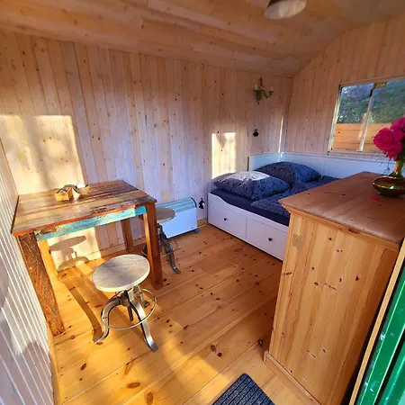 Camping Bauwagen, Tiny House In Warnitz Am Oberuckersee *